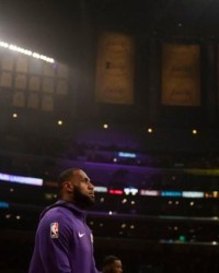 世界杯直播-第18面冠军旗！湖人将在主场升起季中赛冠军旗帜