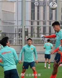 北青：国足抵达新加坡当晚就开练