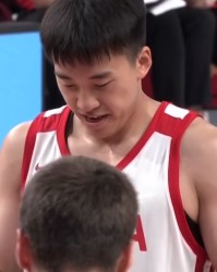 五大联赛直播-男篮胜FMP拉德尼基！王俊杰崔永熙开心，郭士强淡定，明天还有1场